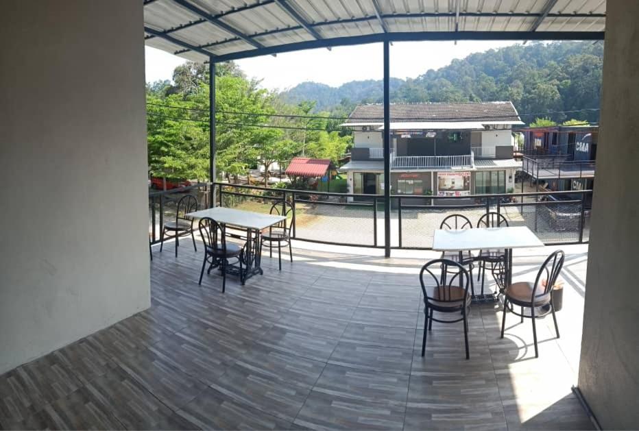 Tc Theme Park Guest House Kuantan Ngoại thất bức ảnh